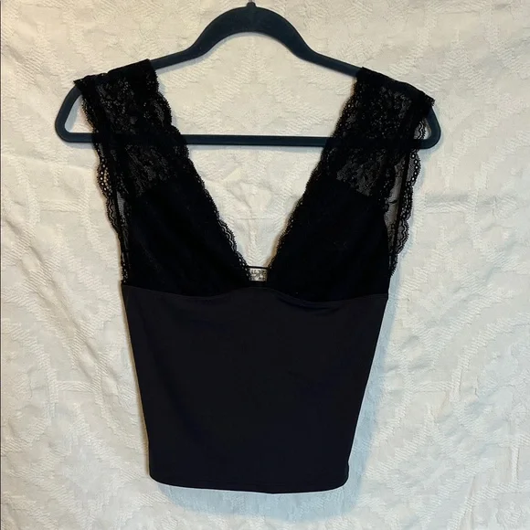 Intimately Free People Power Play Cami, Size M - Picture 2 of 6